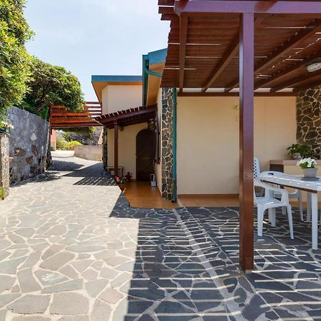 Villa La Terrazza Sul Mare à Magomadas Extérieur photo