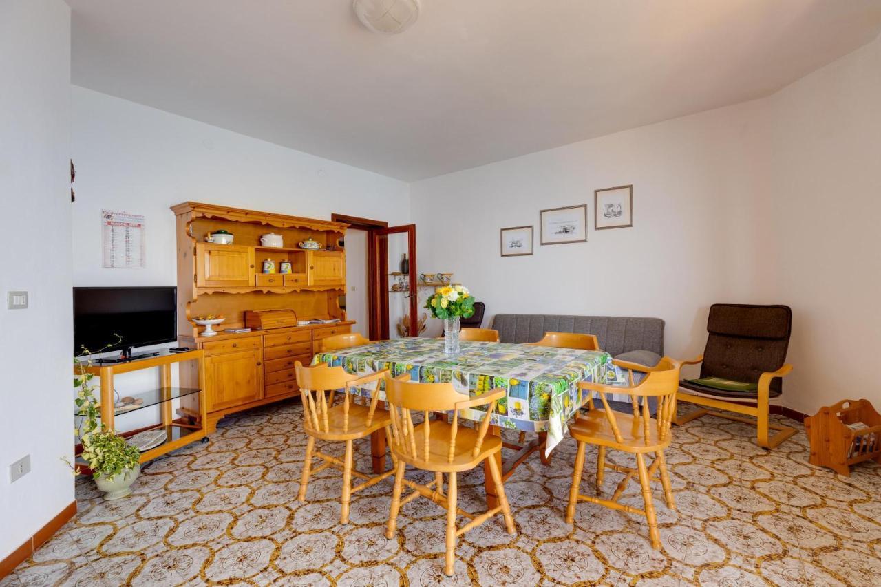 Villa La Terrazza Sul Mare à Magomadas Extérieur photo
