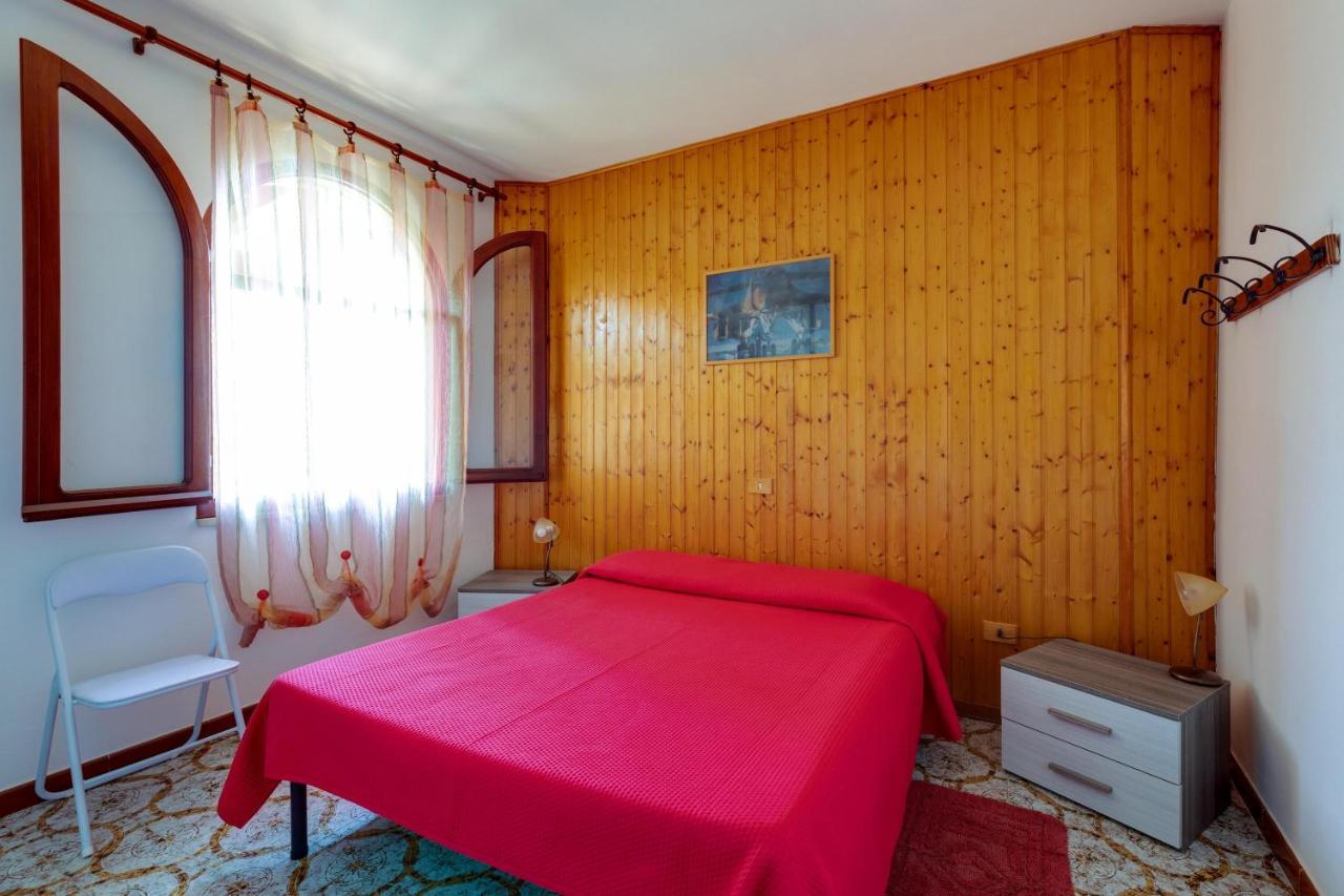 Villa La Terrazza Sul Mare à Magomadas Extérieur photo