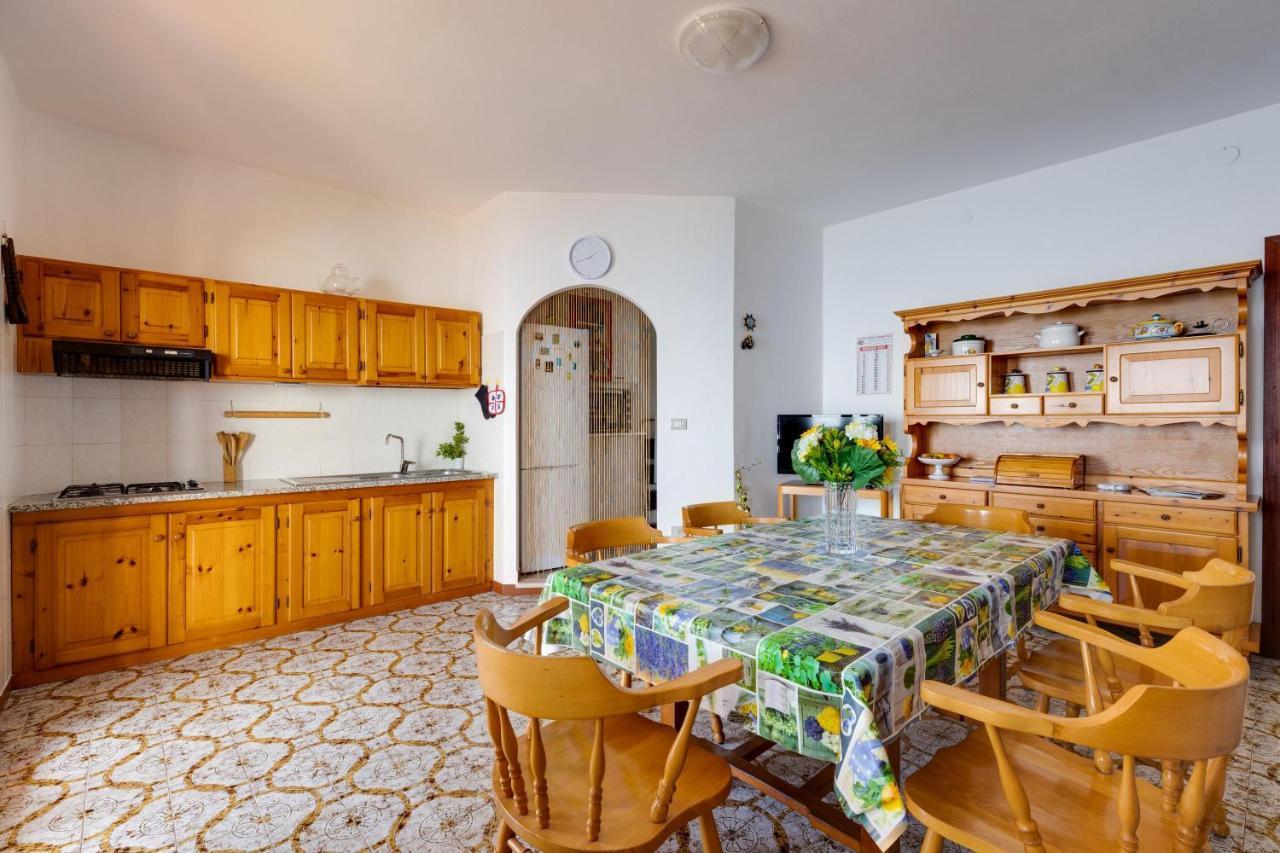 Villa La Terrazza Sul Mare à Magomadas Extérieur photo