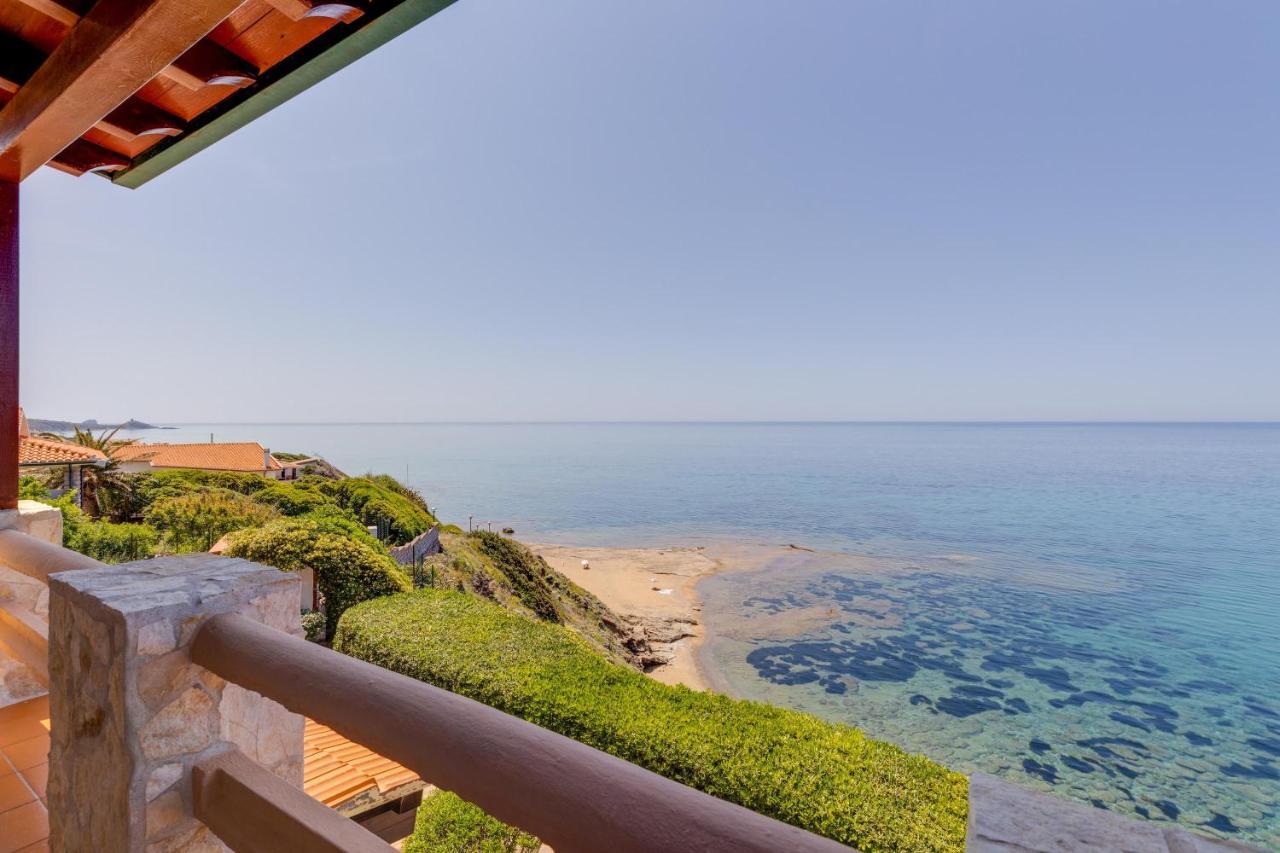 Villa La Terrazza Sul Mare à Magomadas Extérieur photo